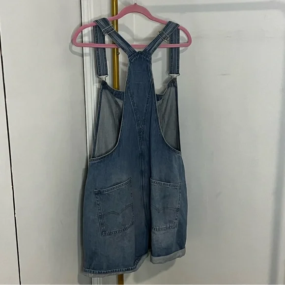 Levi’s Vintage Women's Shortalls In the Field Light Wash Size XL